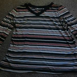 New Susan Graver V Neck Top